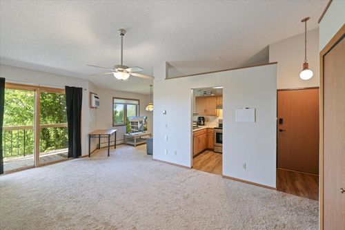 316-14831 Endicott Way, Apple Valley, MN, 55124-6437 | Card Image