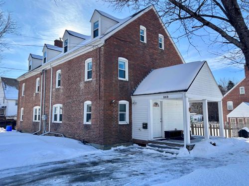 b-18 Beech Street, Newmarket, NH, 03857 | Card Image