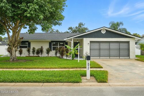 2937 Carriage Dr, South Daytona, FL, 32119-8507 | Card Image
