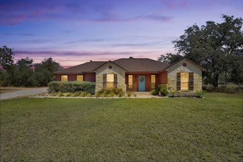 421 County Road 785, Natalia, TX, 78059 | Card Image