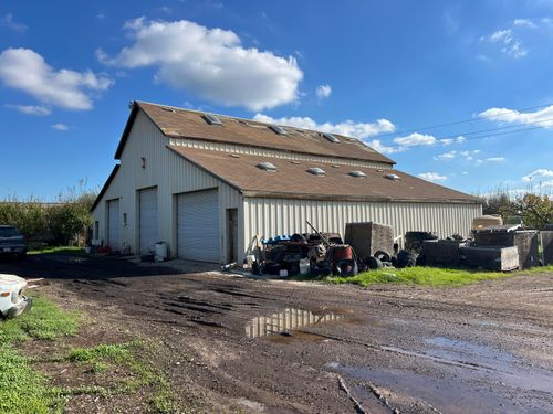 37107 Avenue 9, Madera, CA, 93636-8839 | Card Image