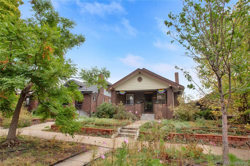 3328 N Gaylord St, Denver, CO, 80205-4133 | Card Image