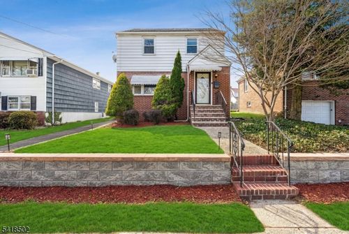 522 Thompson Ave, Roselle, NJ, 07203-1537 | Card Image