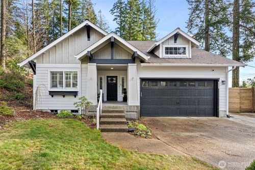 20 E Tall Timber Ln, Shelton, WA, 98584-1709 | Card Image