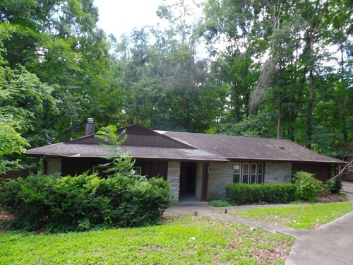 2103 Lambert Dr, Westmoreland, TN, 37186-2111 | Card Image