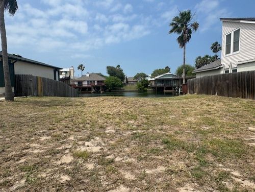 15305 Cartagena Ct, Corpus Christi, TX, 78418-6917 | Card Image