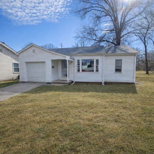 1005 Pace Ave, Mount Vernon, IL, 62864-3536 | Card Image