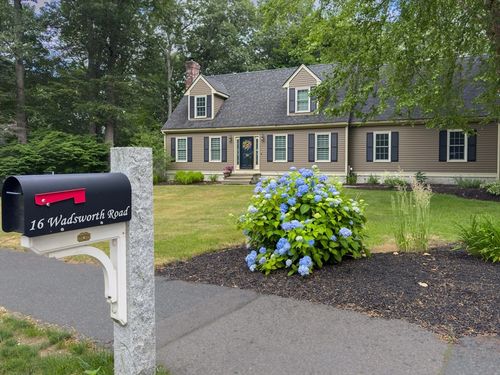 16 Wadsworth Rd, Ashland, MA, 01721-2518 | Card Image