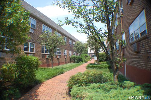 a8-637 Cove Rd, Stamford, CT, 06902-5401 | Card Image