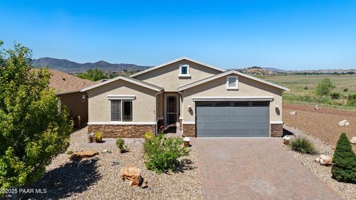 8-1098 N Beltran Cir, Dewey-Humboldt, AZ, 86327-8277 | Card Image