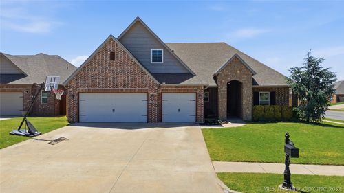 13502 S Oak Ct, Glenpool, OK, 74033-3824 | Card Image