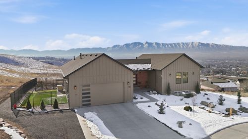 810 Spring Cir, Logan, UT, 84321 | Card Image