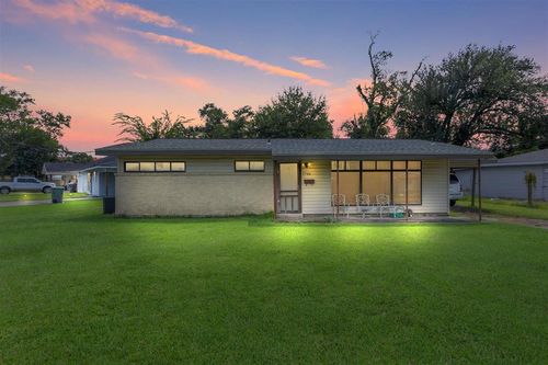 3700 Ohio St Street, Lake Charles, LA, 70607 | Card Image