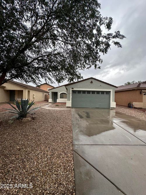 826 E Rossi Ct, San Tan Valley, AZ, 85140-7701 | Card Image