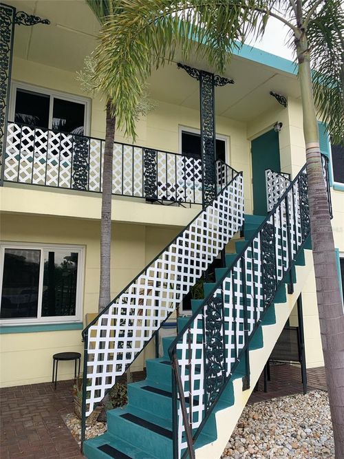 202-17688 Gulf Blvd, REDINGTON SHORES, FL, 33708-1223 | Card Image