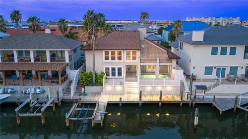 465 Marina Dr, Port Aransas, TX, 78373-4907 | Card Image