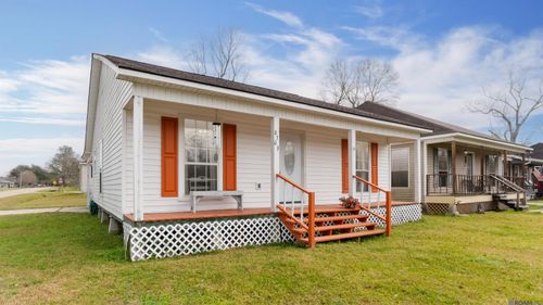 8703 Aspen Ct, Denham Springs, LA, 70726-6326 | Card Image