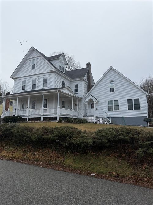 b-18 Avon St, Reading, MA, 01867 | Card Image