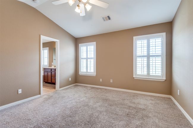 1416 Chase Ln, Townhouse with 4 bedrooms, 4 bathrooms and null parking in Irving TX | Image 22