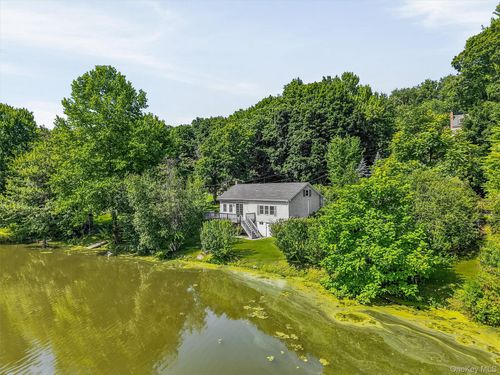 136 Lake Rd, Salisbury Mills, NY, 12577-5052 | Card Image