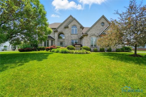 7433 Valhalla Dr, Maumee, OH, 43537-9511 | Card Image