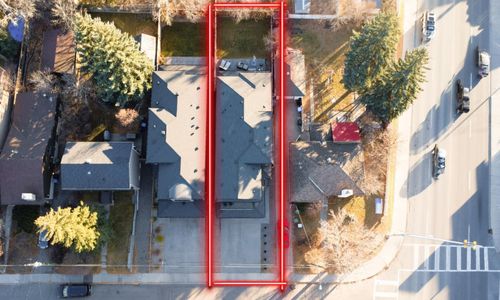 405 29 Ave Ne, Calgary, AB, T2E2C6 | Card Image