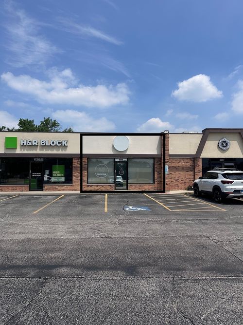 1130 Old Rand Rd, Lake Zurich, IL, 60047-8110 | Card Image