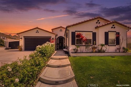 7528 Haystack Loop, Riverside, CA, 92507-9601 | Card Image