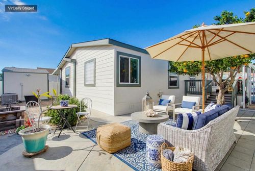 43-200 N El Camino Real, Oceanside, CA, 92058 | Card Image