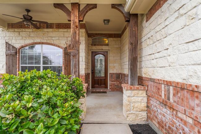 2803 Lockeridge Place Dr, House other with 6 bedrooms, 3 bathrooms and 2 parking in Spring TX | Image 4