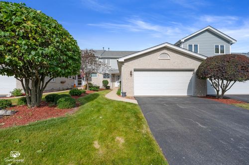 8740 Ballycastle Ln, Tinley Park, IL, 60487-7715 | Card Image