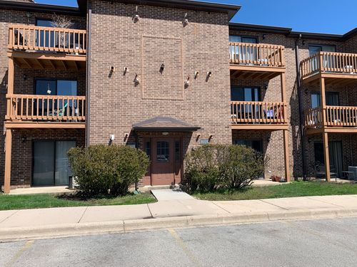 a-2254 Abbeywood Dr, Lisle, IL, 60532-6821 | Card Image