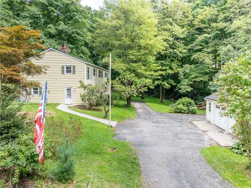 334 Turk Hill Rd, Brewster, NY, 10509-3504 | Card Image