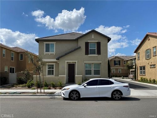 5945 Silveira St, Corona, CA, 92880 | Card Image