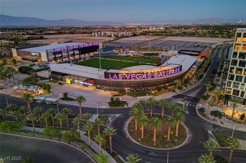 1916 Redbird Crest Ln, Las Vegas, NV, 89134-6688 | Card Image