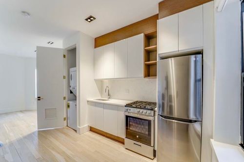 303-32 Magnolia Ave, Jersey City, NJ, 07306-1498 | Card Image