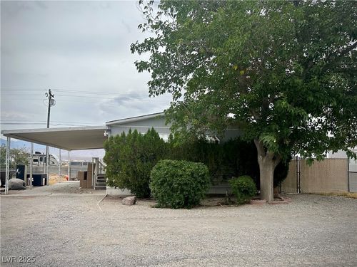 1061 S Comstock Cir E, Pahrump, NV, 89048-5406 | Card Image