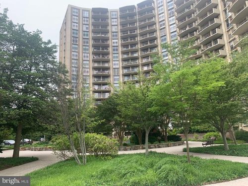 apt-706-9039 Sligo Creek Pkwy, SILVER SPRING, MD, 20901-3350 | Card Image