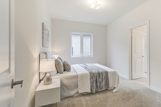 799 Apple Terr, House other with 5 bedrooms, 4 bathrooms and 2 parking in Milton ON | Image 32