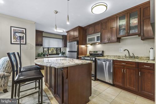 apt-409-1200 S Arlington Ridge Rd, ARLINGTON, VA, 22202-1946 | Card Image