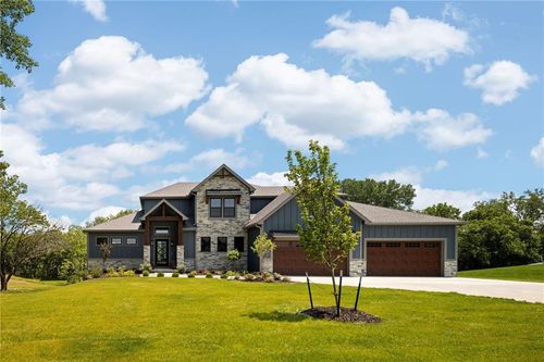 17894 169th St, Basehor, KS, 66007-3700 | Card Image