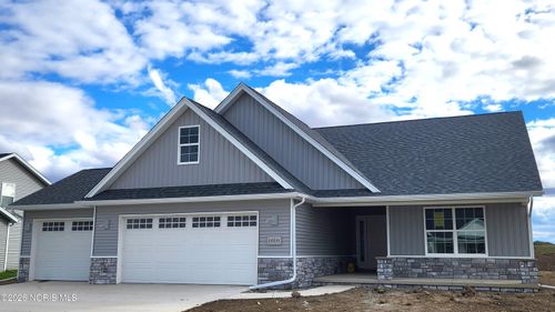 15031 Stonebridge Ln, Perrysburg, OH, 43551 | Card Image