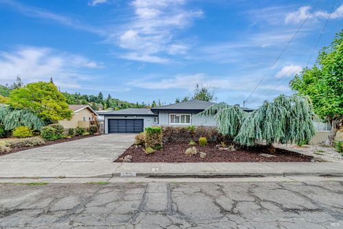 1520 Hexem Ave, Santa Rosa, CA, 95404-2302 | Card Image