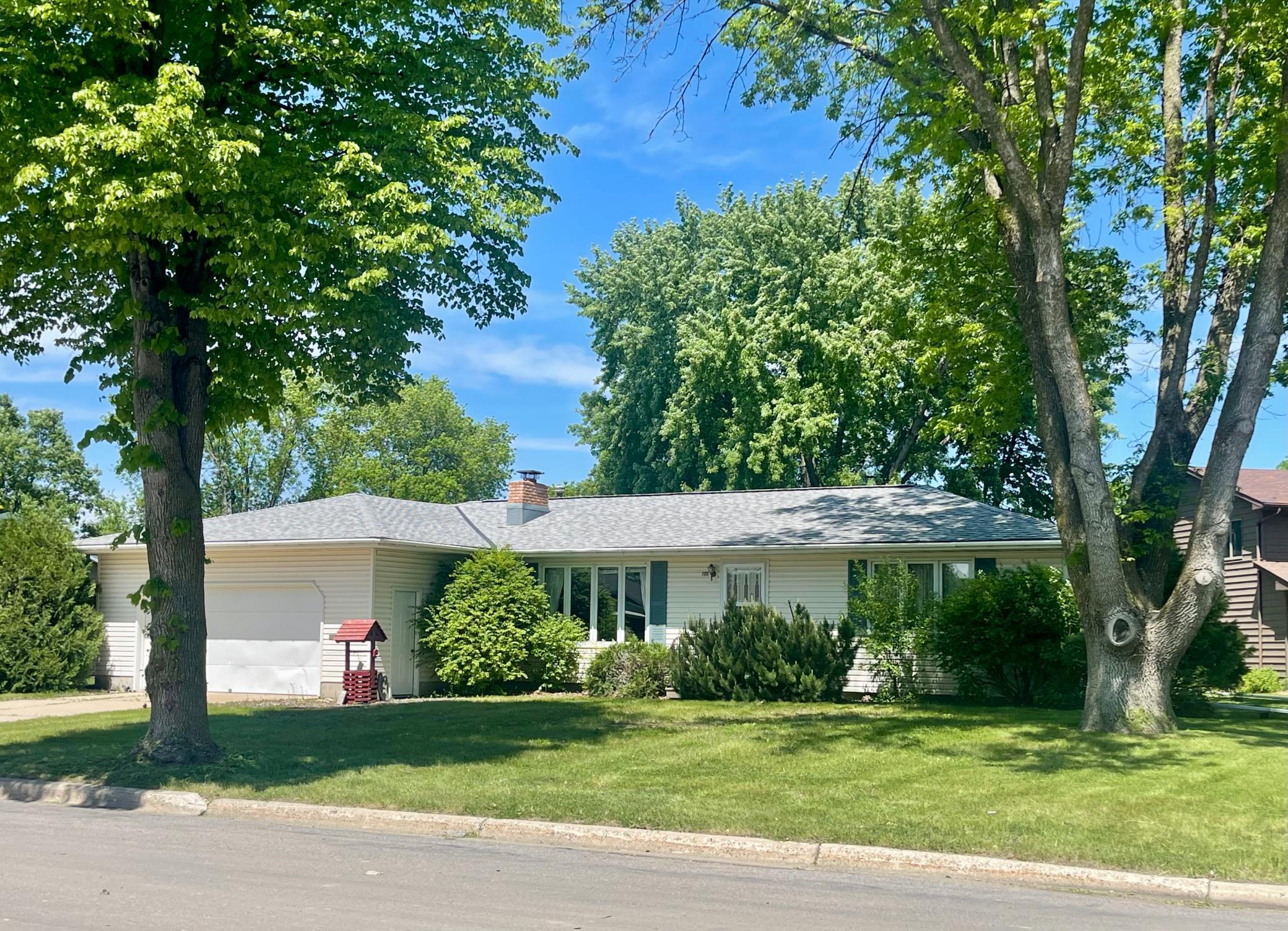 Sunrise Blvd, Redwood Falls, MN 56283