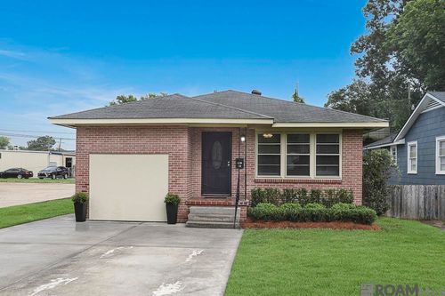 545 Moore St, Baton Rouge, LA, 70806-5837 | Card Image