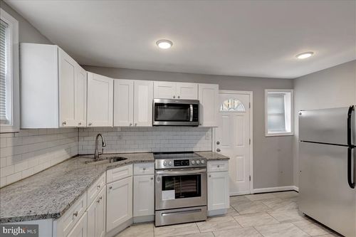 4727 Old York Rd, BALTIMORE, MD, 21212-4636 | Card Image