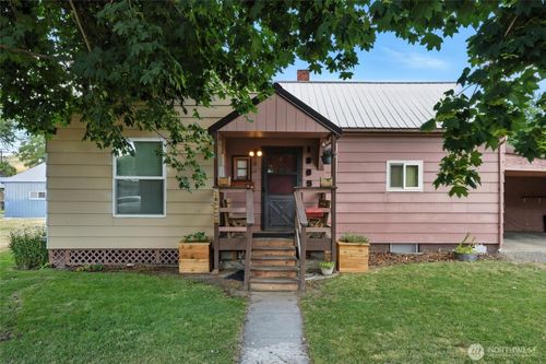 1005 S 5th St, Dayton, WA, 99328-1623 | Card Image