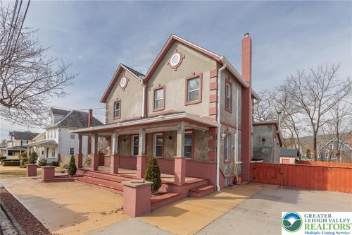 38 Water St, WIND GAP, PA, 18091-1341 | Card Image