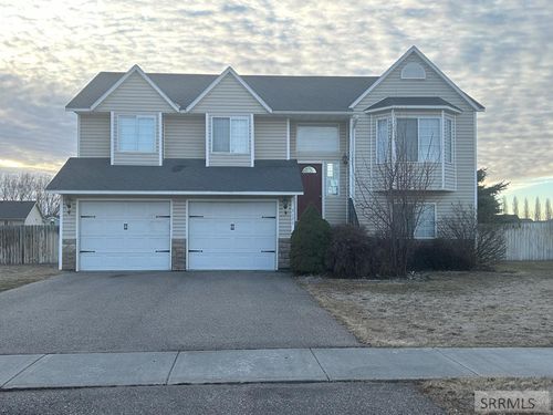 3171 Barnes Way, Iona, ID, 83427-5009 | Card Image