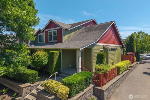 1435 Harvest Ave Se, Olympia, WA, 98501-8620 | Card Image